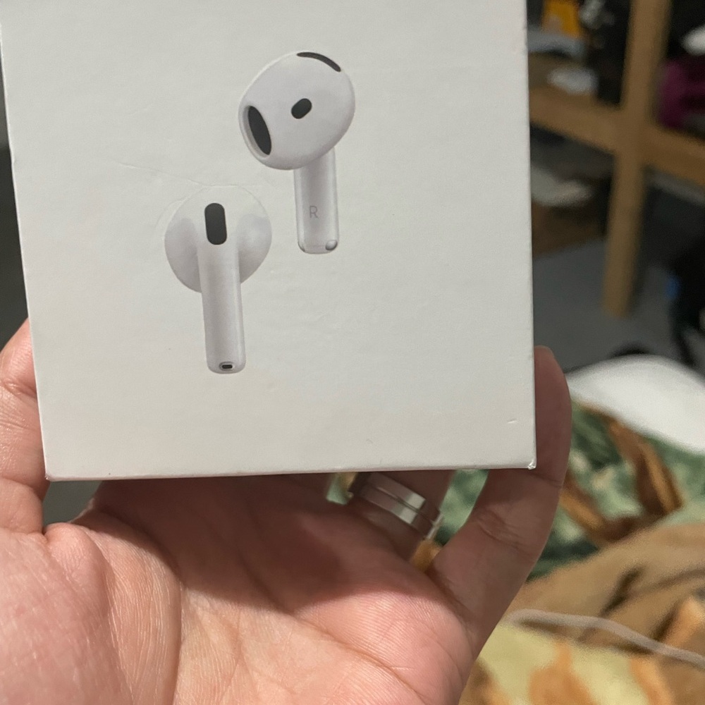 AirPod 4 ANC